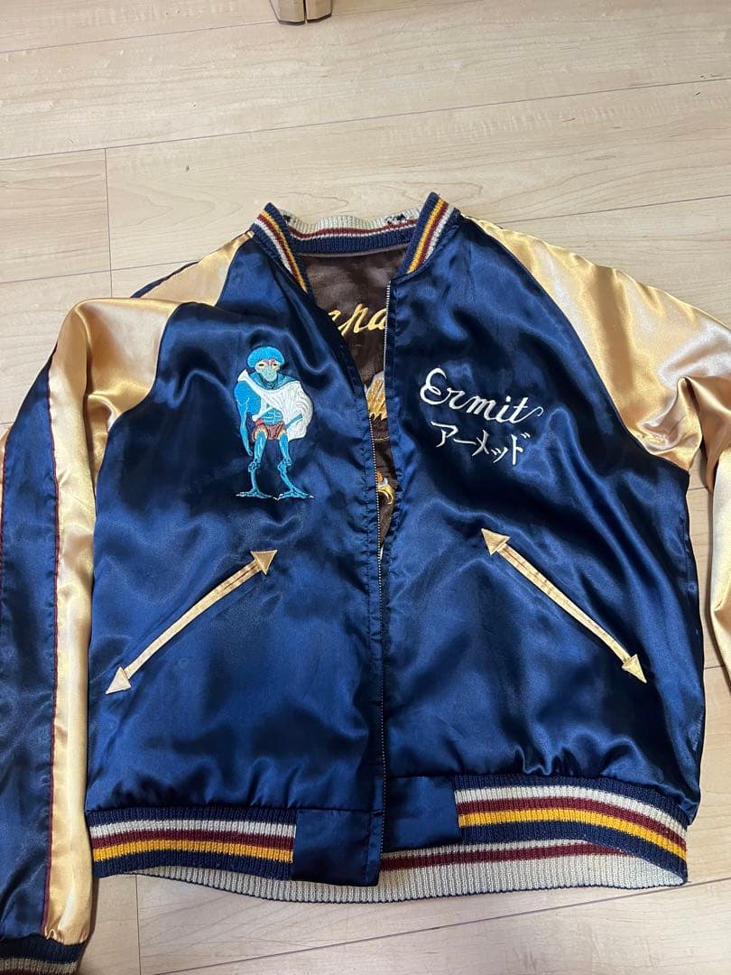 東洋　エイリアン刺繍スカジャン M