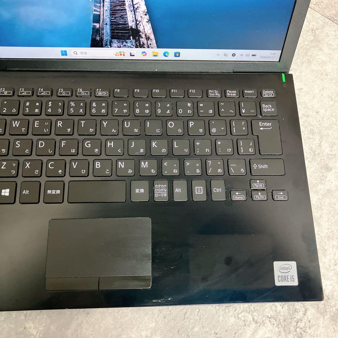 VAIO 13.3型ノートPC 第10世代i5 8GB 256GB ②