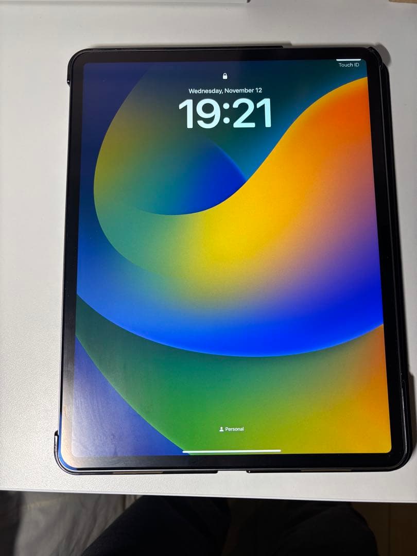 iPad Air M3 128GB 13インチ　スペースグレー