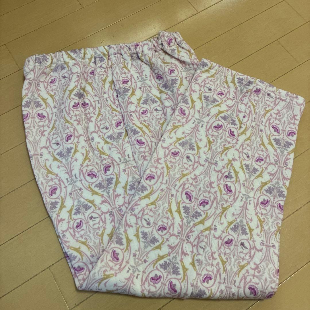 ミントン♪新品 長袖パジャマ ＬＬサイズ ワコール　あったか素材　キルトニット