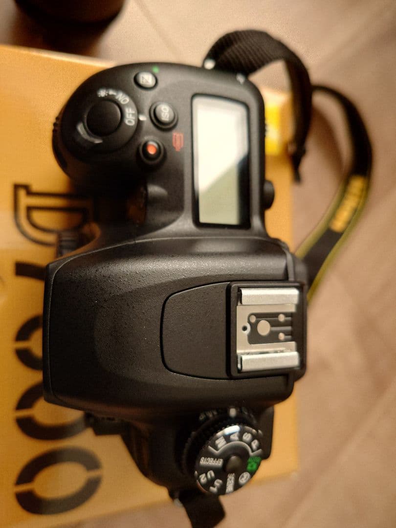 Nikon D7500一眼レフ　レンズ2本付（単焦点レンズ、ズームレンズ）