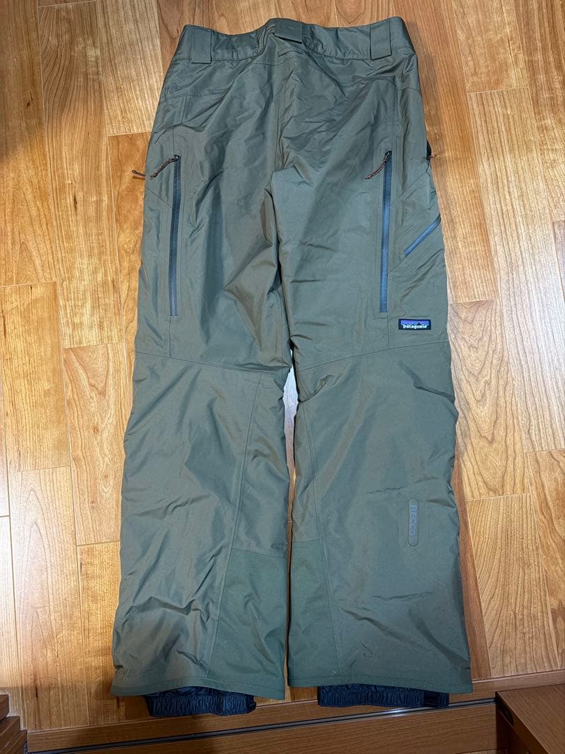 Patagonia スノーボードパンツ オリーブグリーン