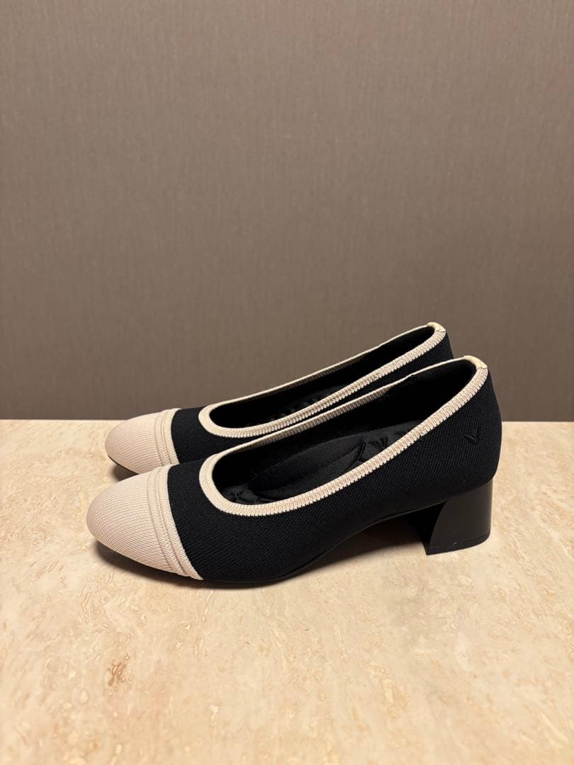 【新品】VIVAIA ラウンドトゥ チャンキーヒール パンプス35.5