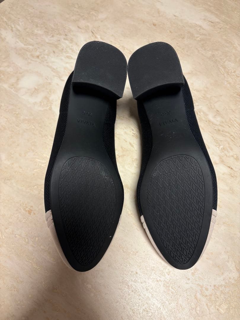 【新品】VIVAIA ラウンドトゥ チャンキーヒール パンプス35.5