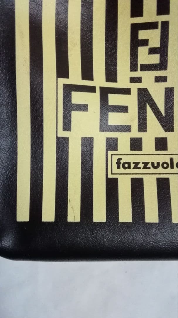 FENDI　フェンディ　ミニポーチ　ハンカチセット