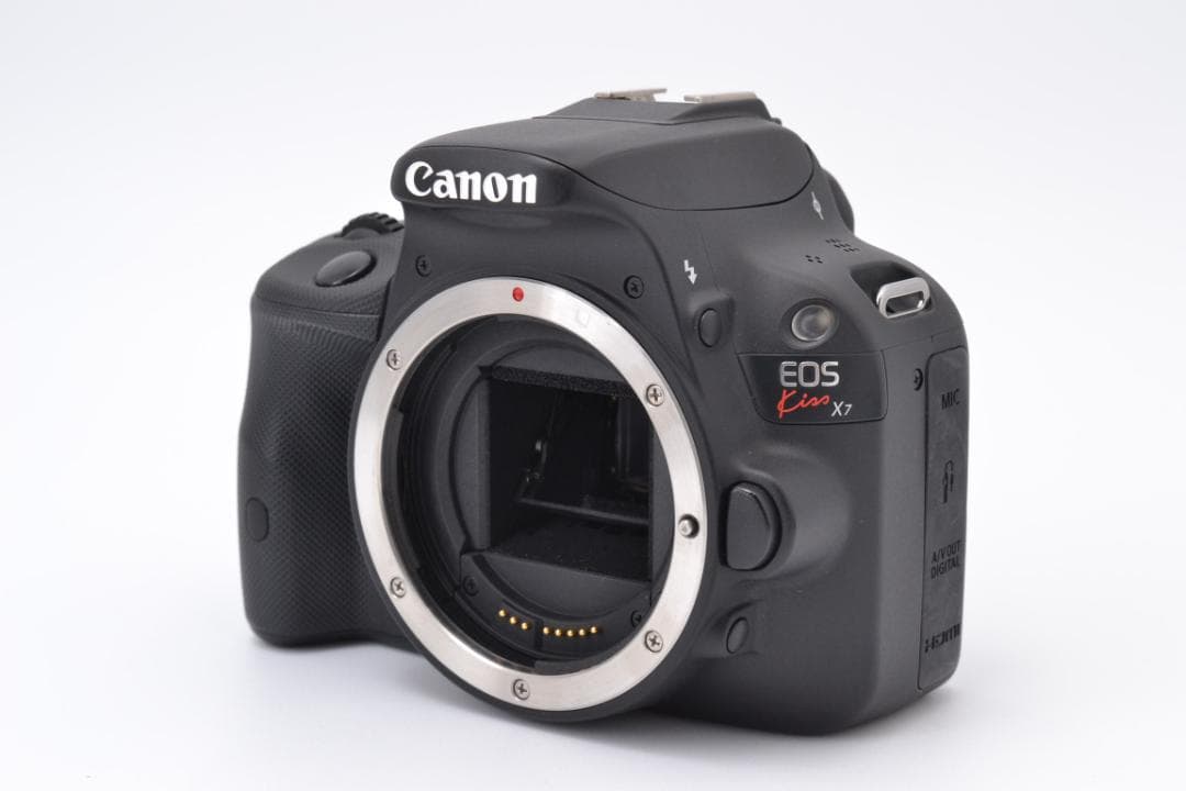 ■ 美品 ■ キャノン　Canon Kiss X7 ダブルズームキット バッグ付