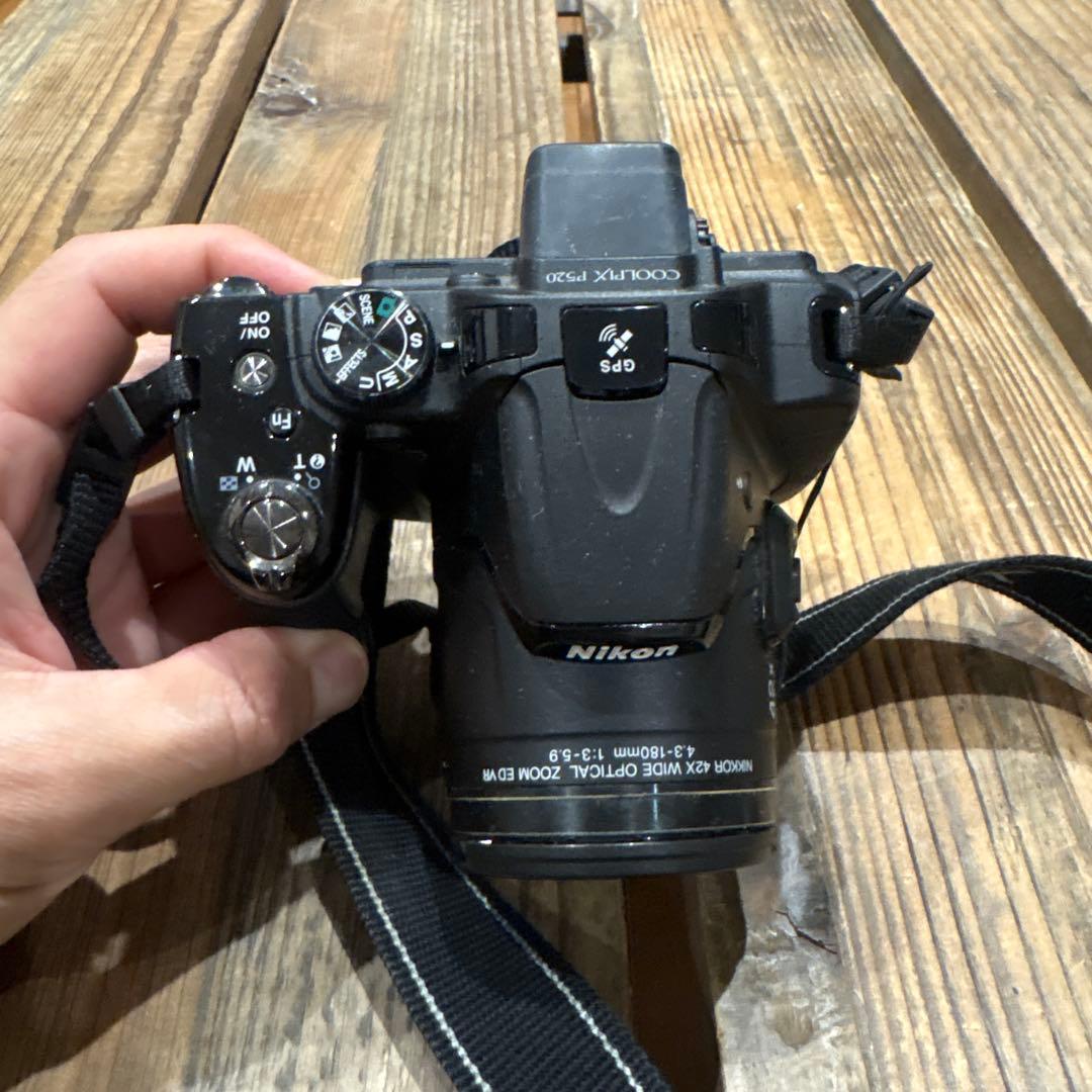 【中古カメラ】NIKON COOLPIX P520