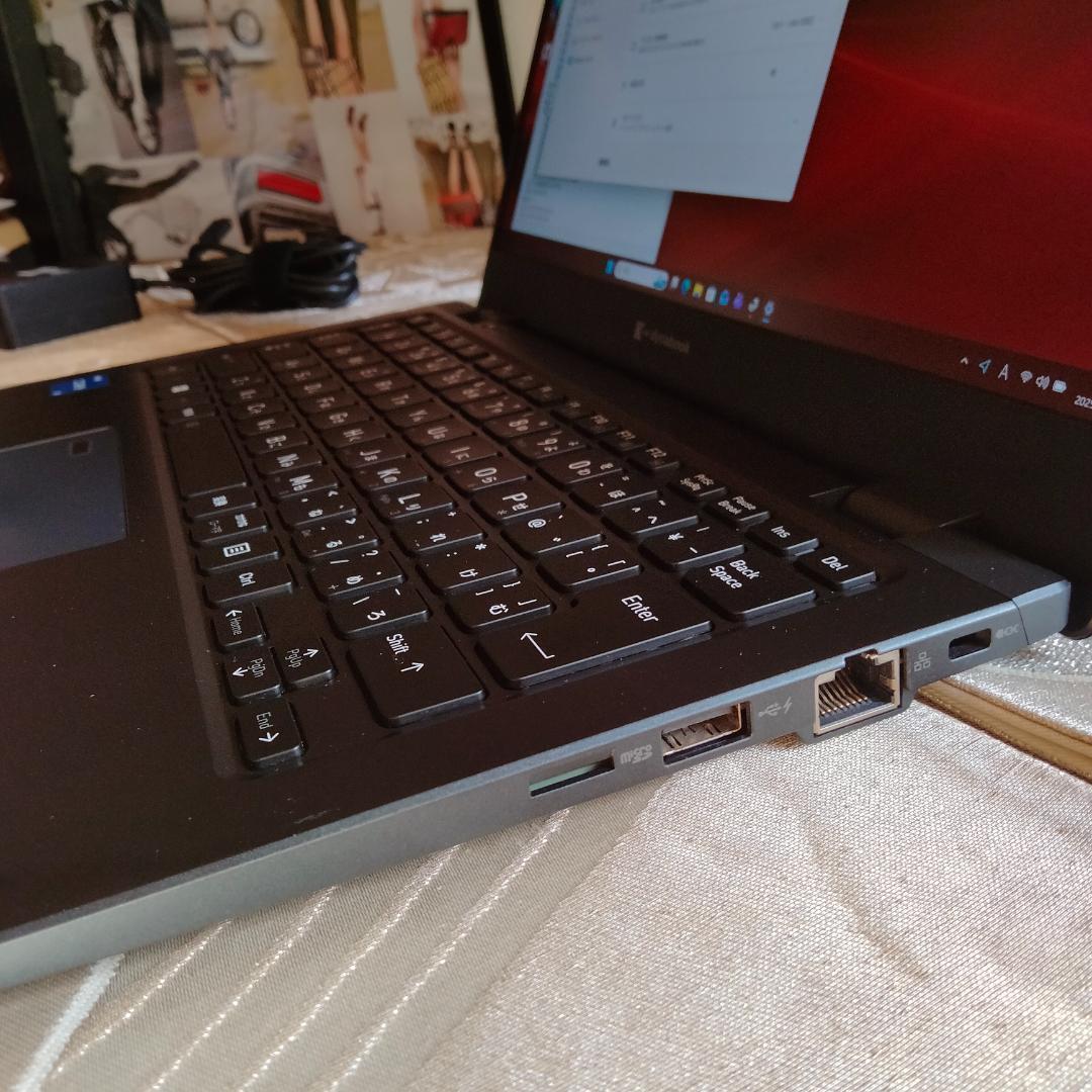 森丸 東芝 11世代 i5 1135G7 256G G83HS FHD