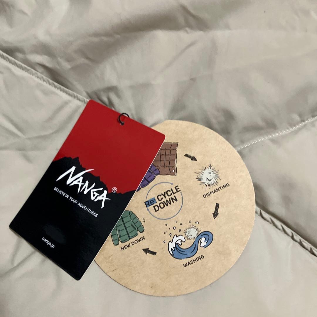 新品　NANGA (ナンガ)　ダウンポンチョマフラー