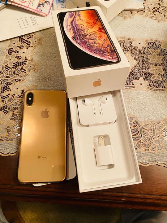 Apple iPhone XS Max 256GB simフリー