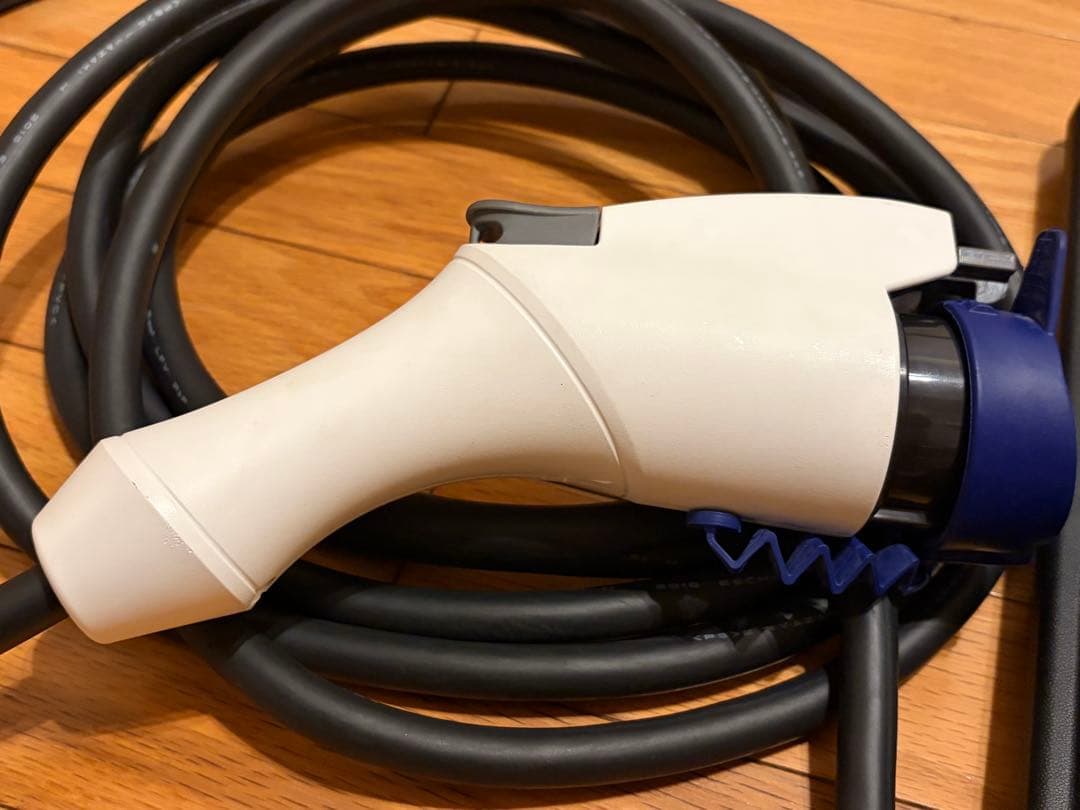 希少100V 美品　三菱 アウトランダー PHEV純正充電ケーブル