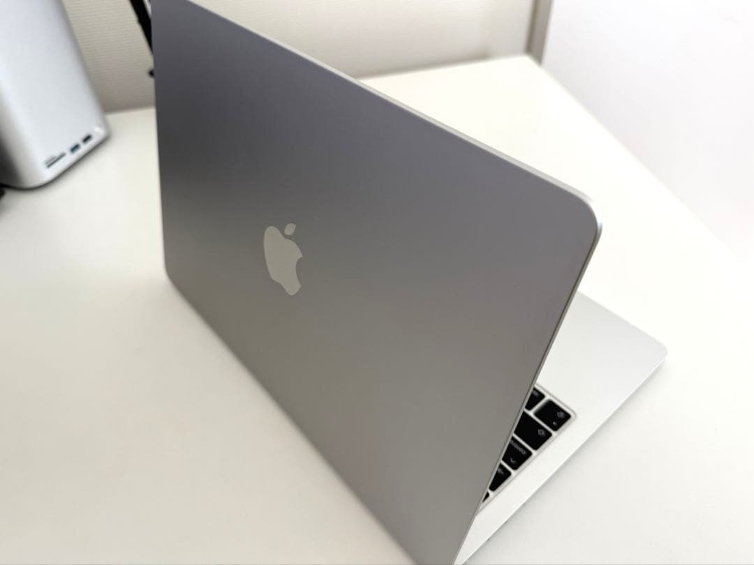 Apple MacBookAir M3 13インチ 16GB 512G シルバー