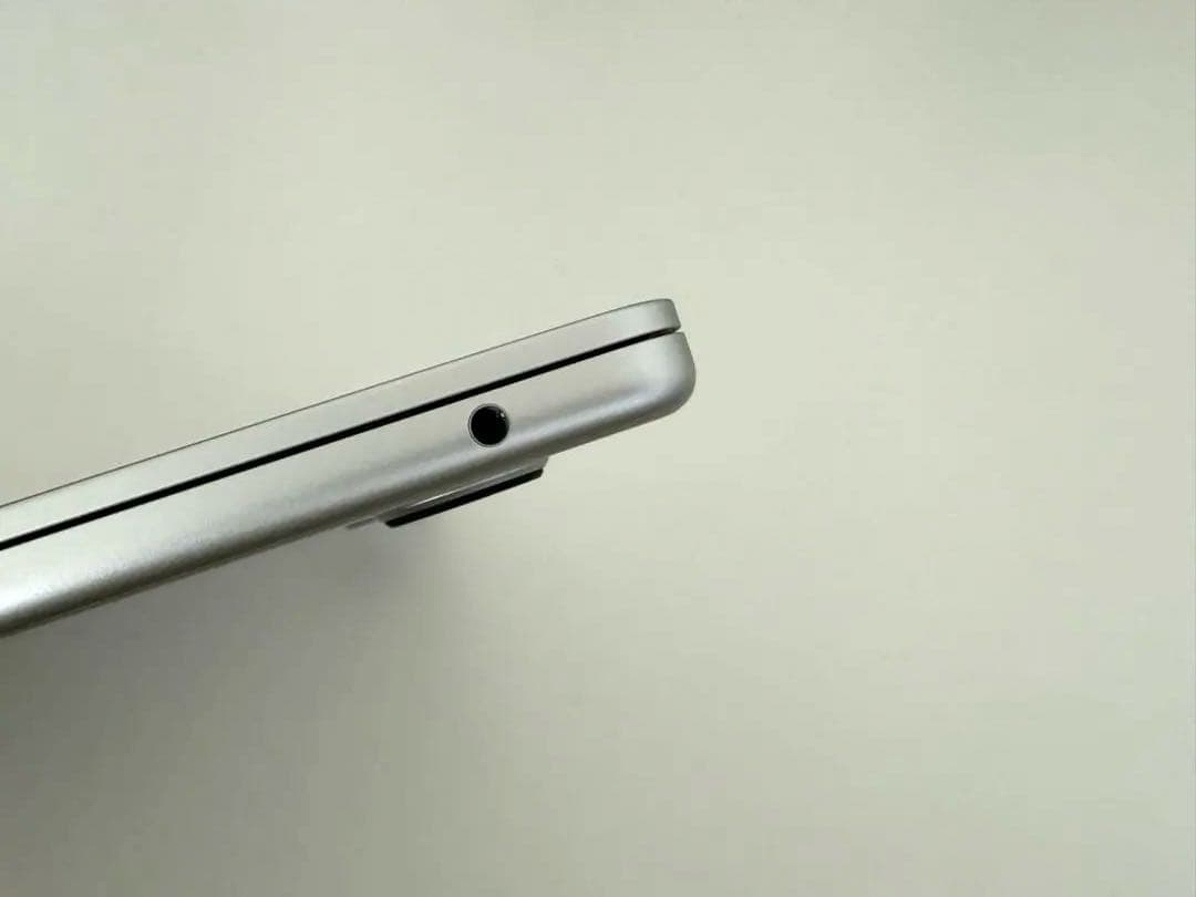 Apple MacBookAir M3 13インチ 16GB 512G シルバー