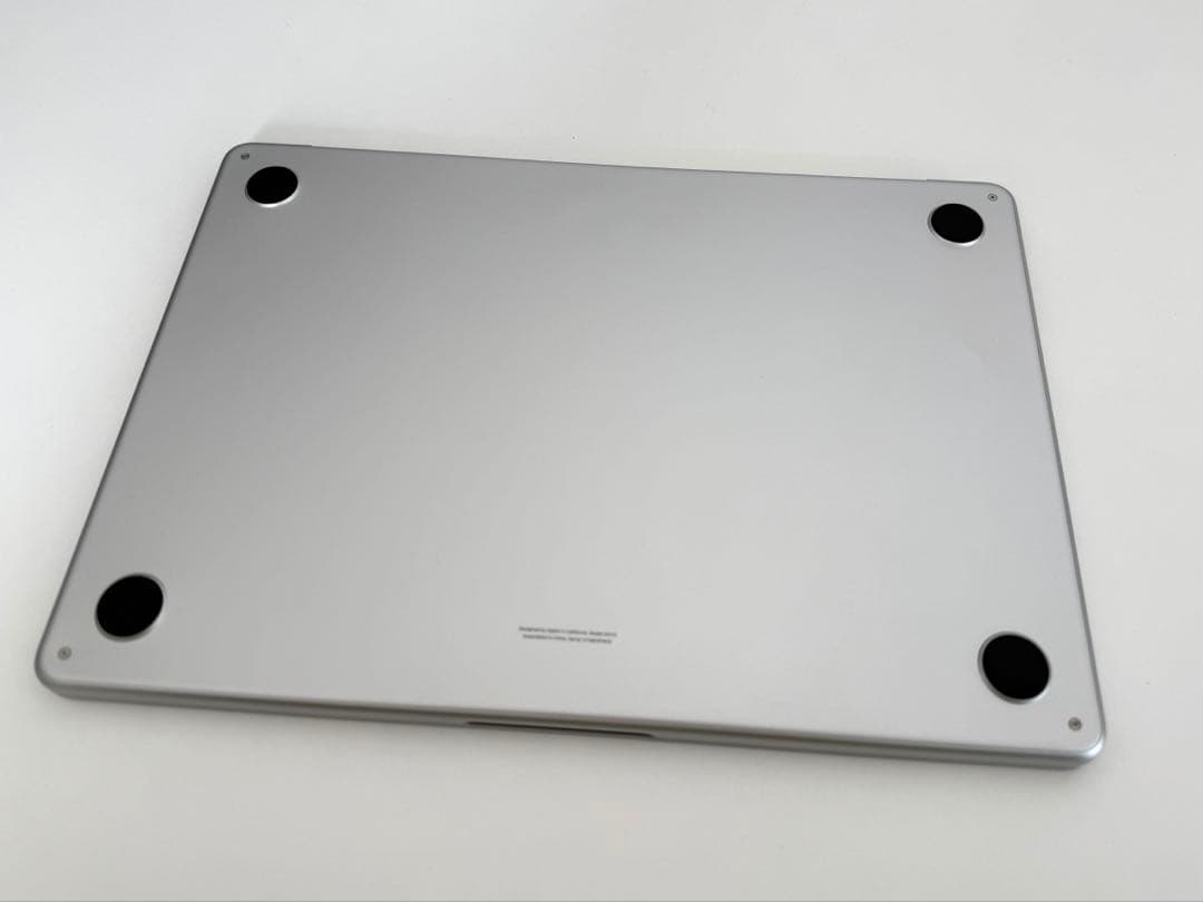 Apple MacBookAir M3 13インチ 16GB 512G シルバー