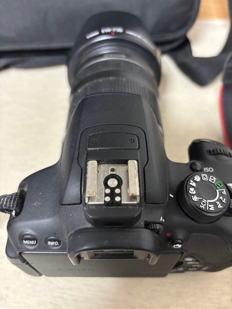 Canon EOS Kiss X7i デジタル一眼レフカメラ