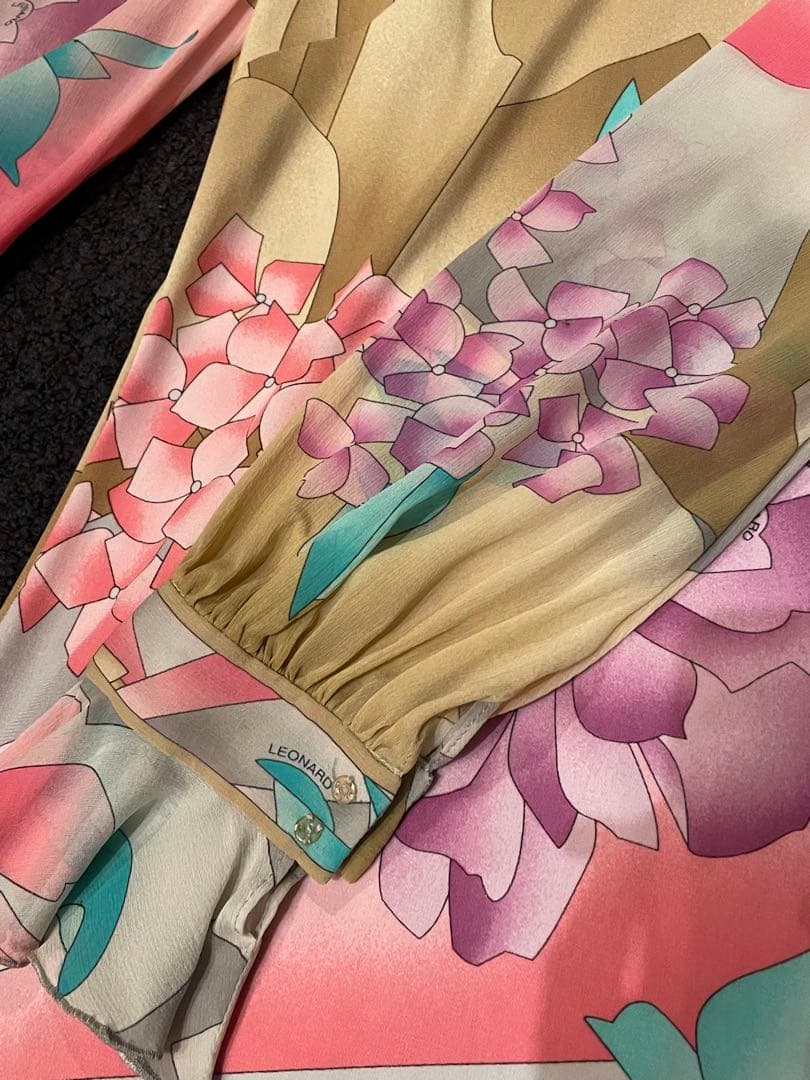 【レオナール LEONARD】ミモレ丈 ワンピース 長袖 花柄 ジャージーx絹