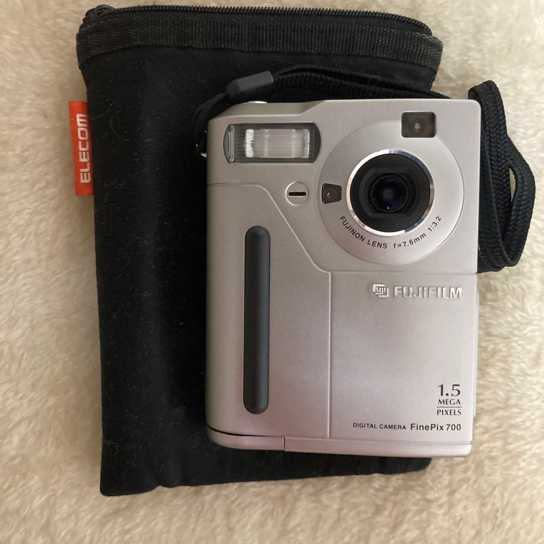 FUJIFILM FinePix 700 コンパクトデジタルカメラ