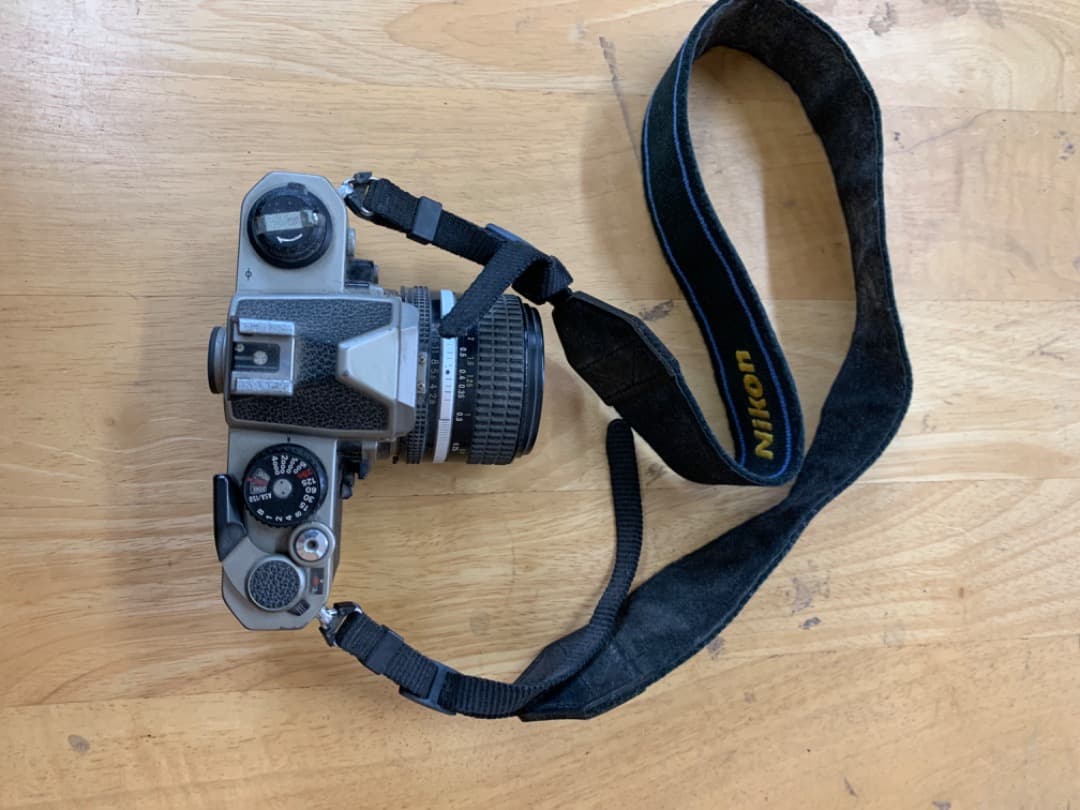 フィルムカメラ nikon FM2T