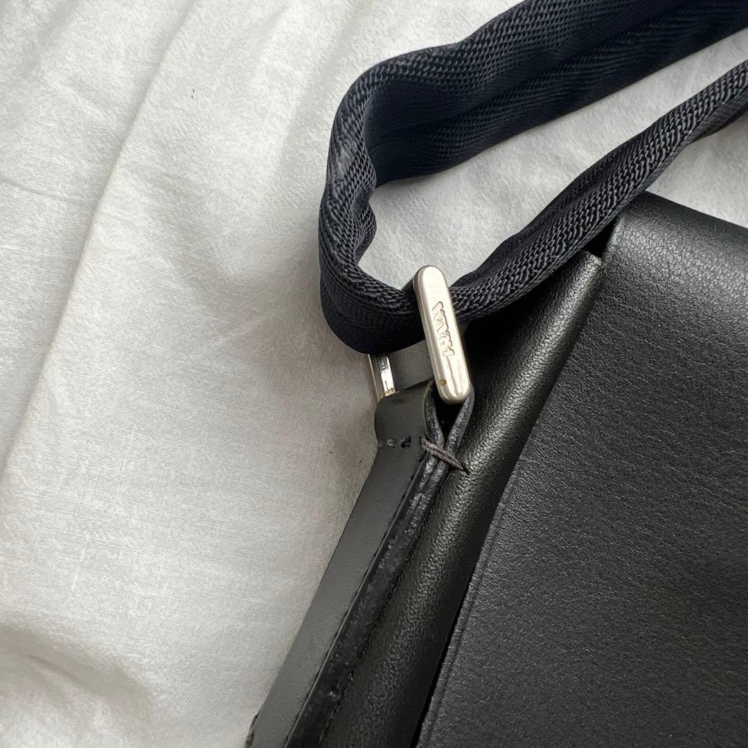 バッグ PRADA leather messenger bag black