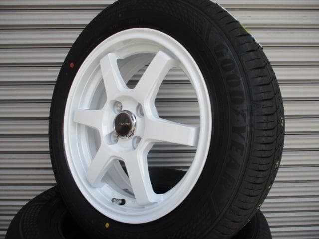 送料込み☆S6ホワイト☆グッドイヤー175/65R15☆フィット・スイフト