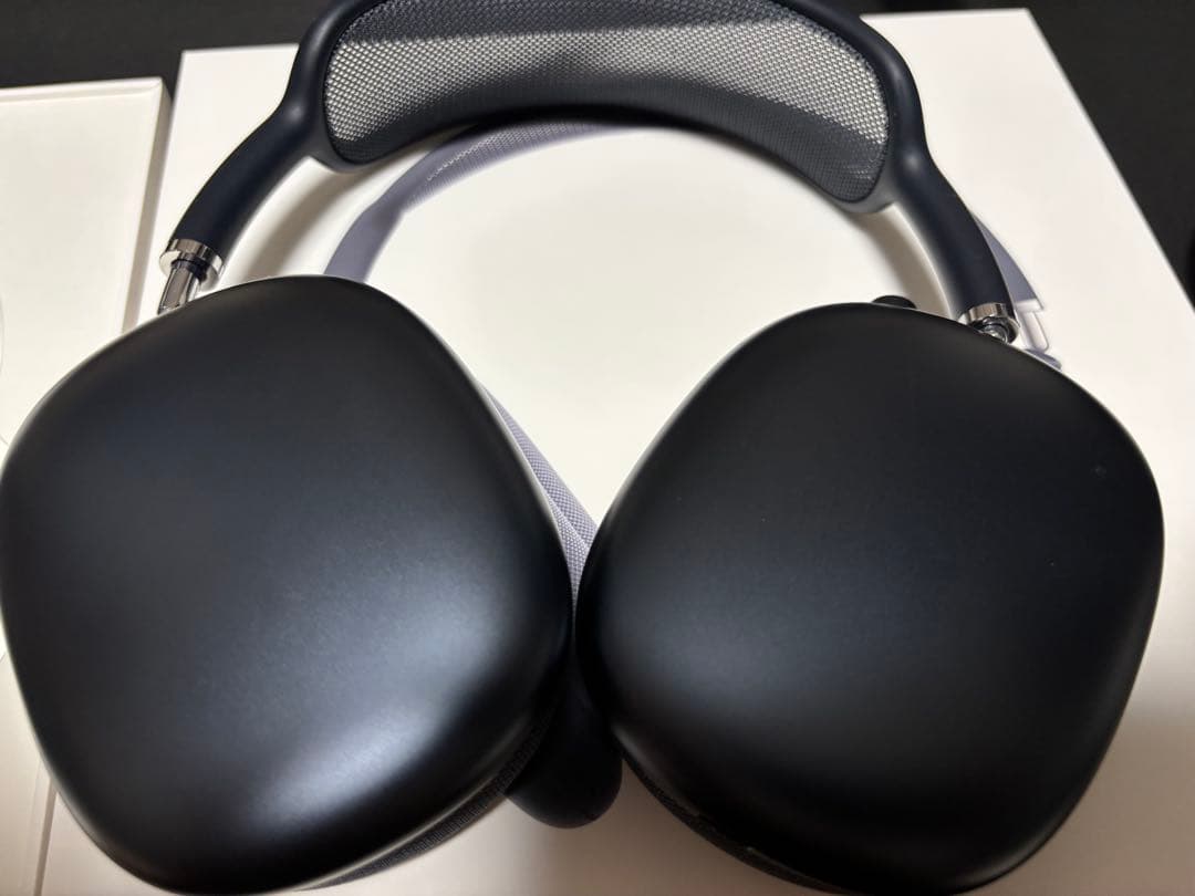 AirPods Max ミッドナイト