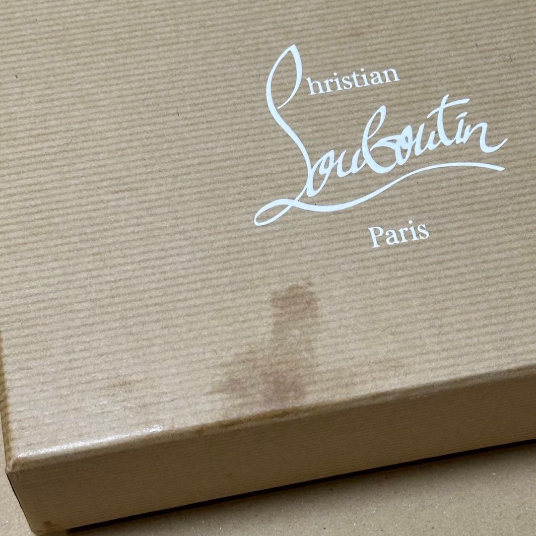 クリスチャン ルブタン 長財布