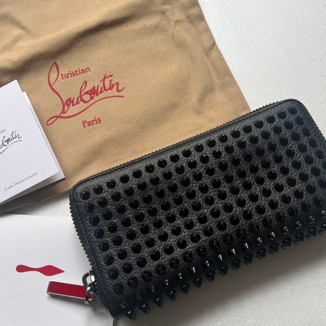 クリスチャン ルブタン 長財布