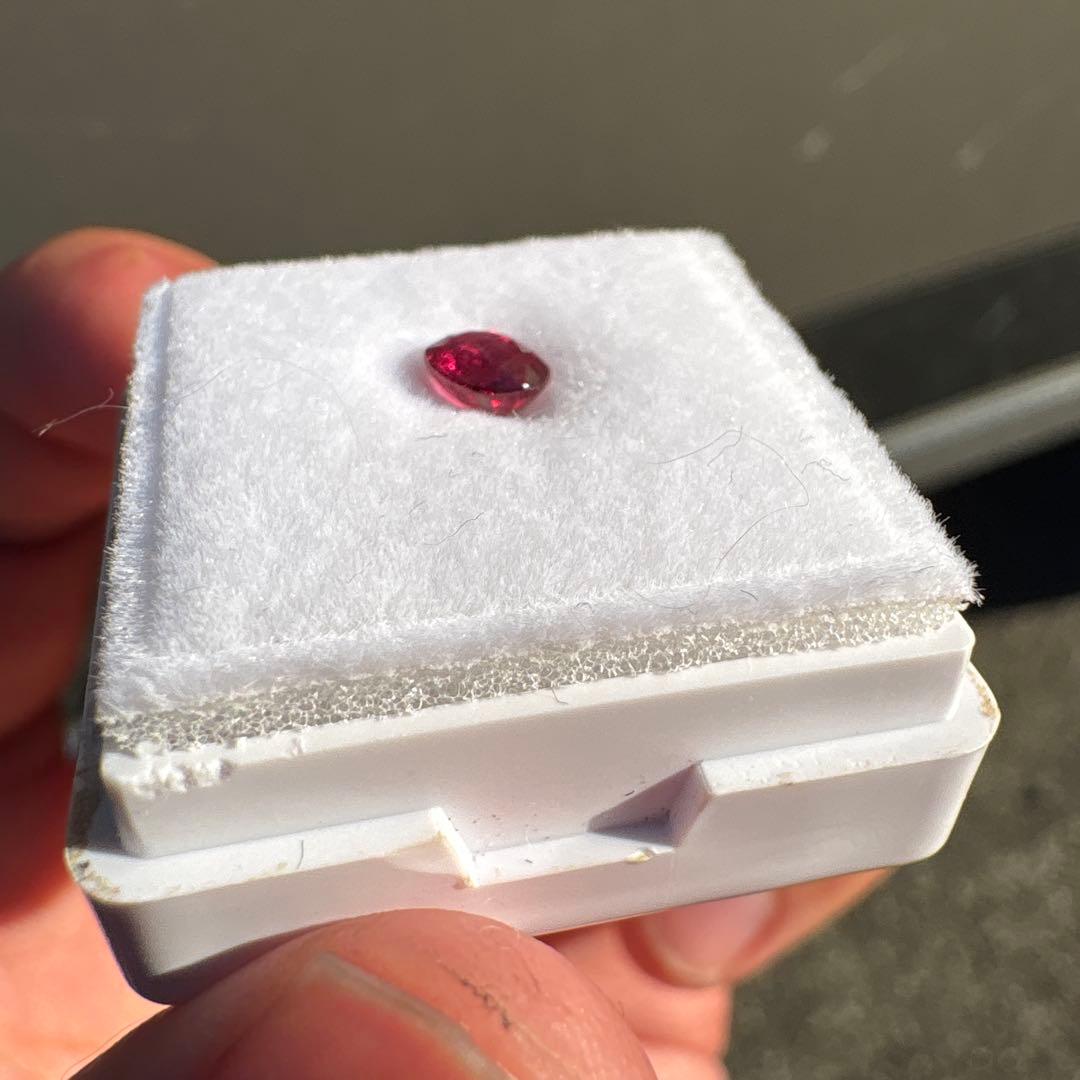 天然ルビー　非加熱