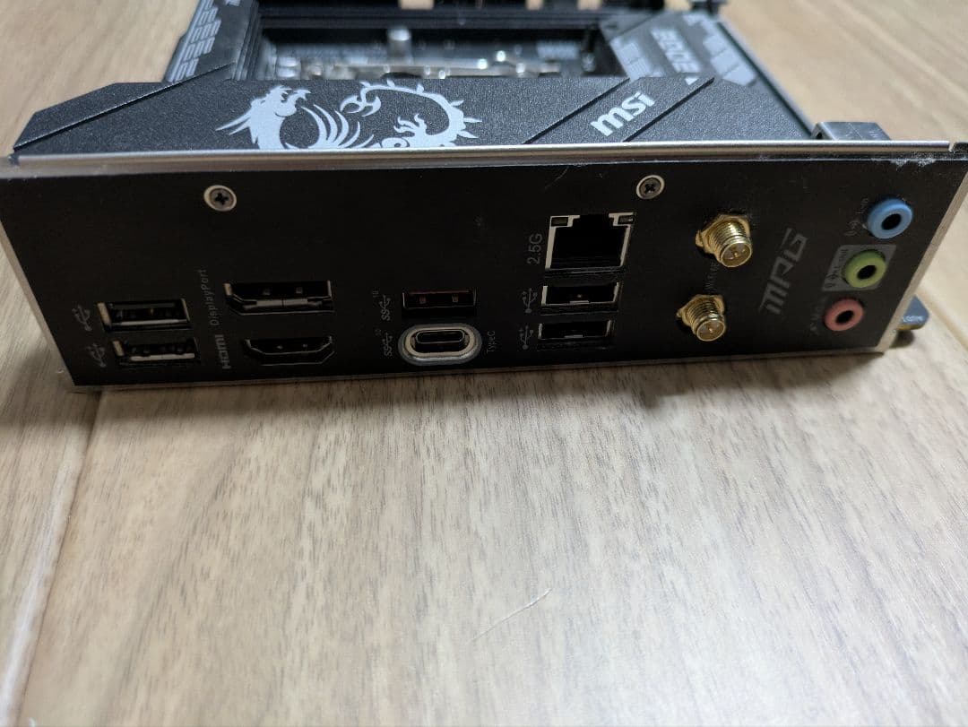 マザーボード MSI MPG B560I GAMING EDGE WIFI