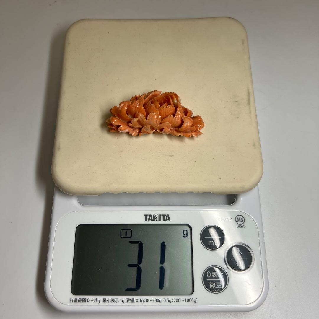 本赤珊瑚　大振バラ彫刻　31g 東Y8-0203☆2F