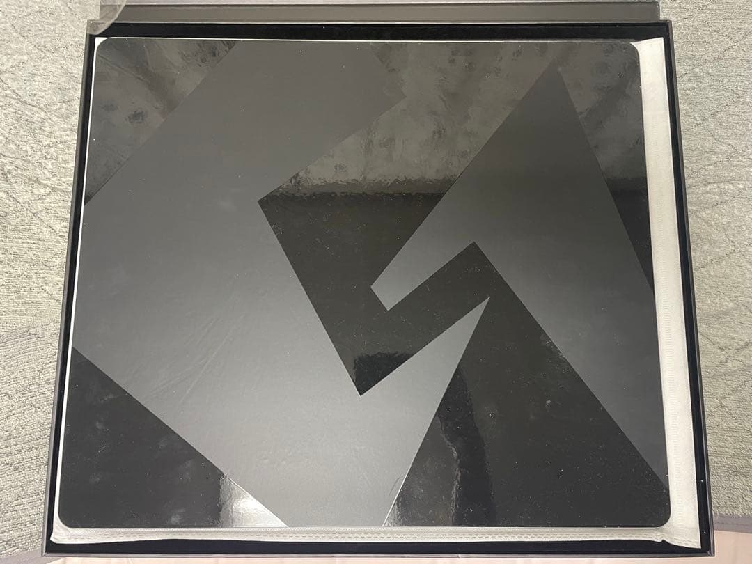 GLSSWRKS Zane Japan Edition ガラスマウスパッド