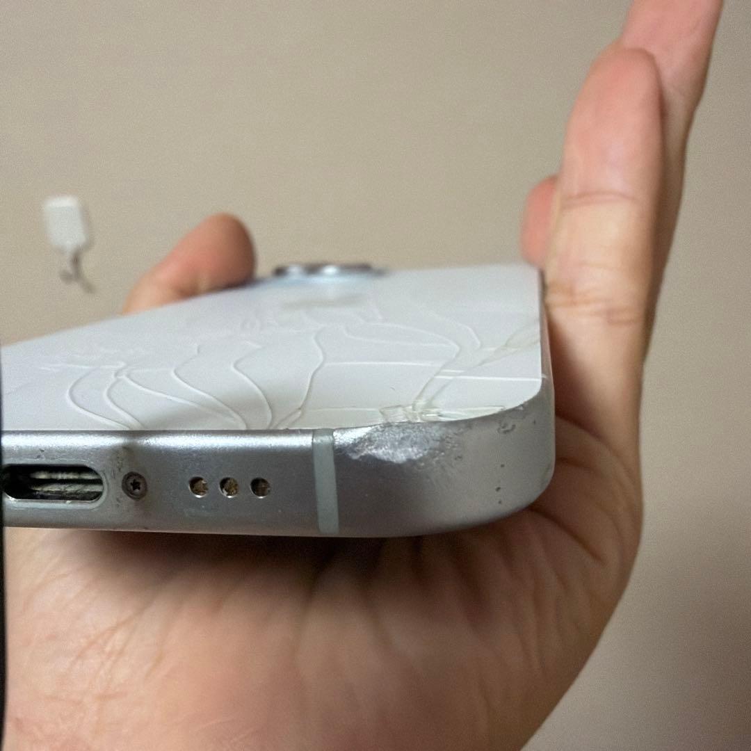 iPhone15 128GB 本体