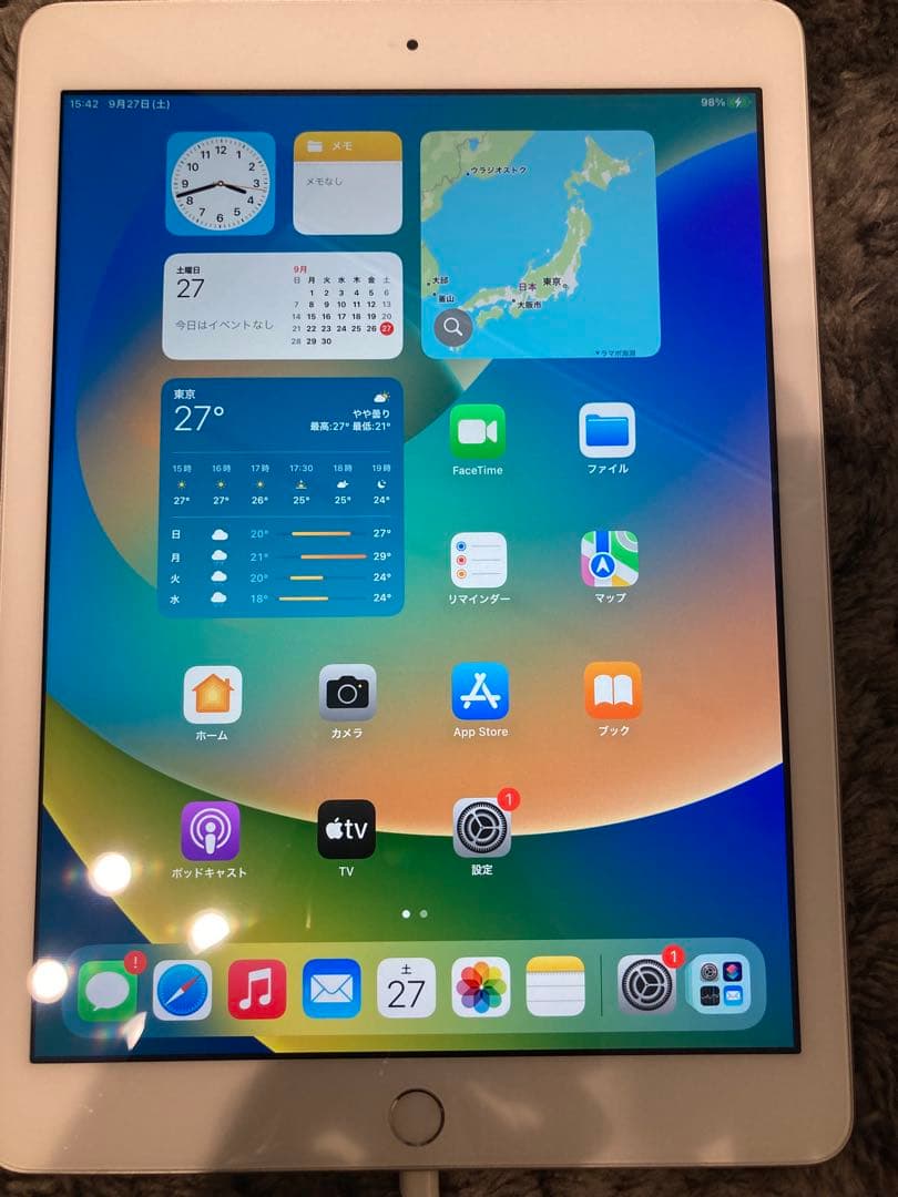 25.9.27動作確認済み。バッテリー良好。iPad 5世代　128G wifi
