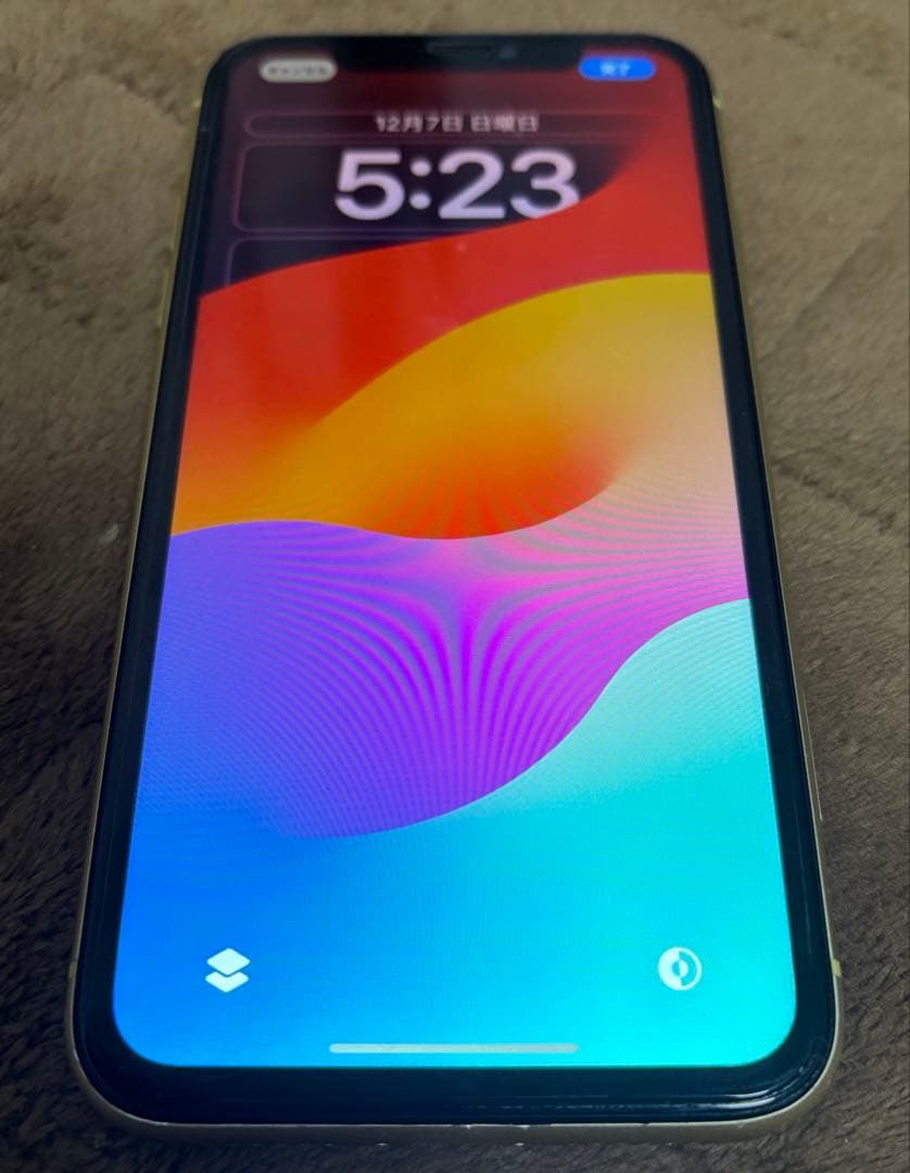 iPhone XR イエロー