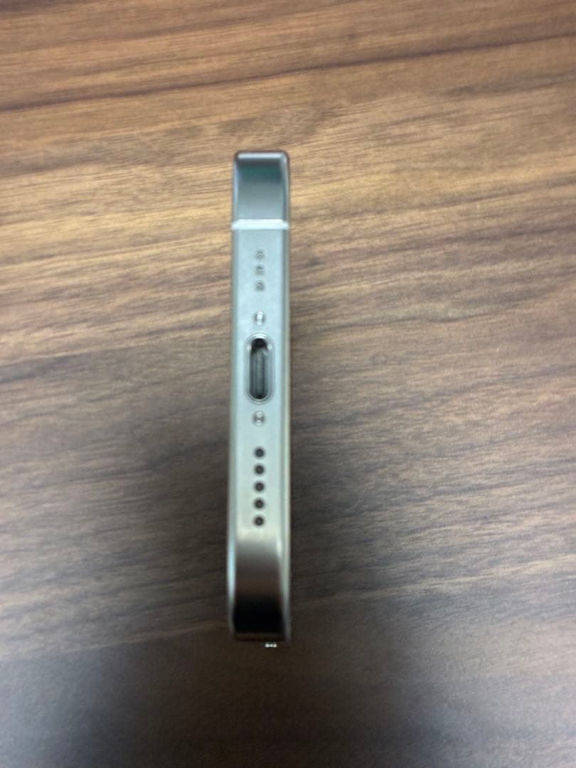 スマートフォン本体 J