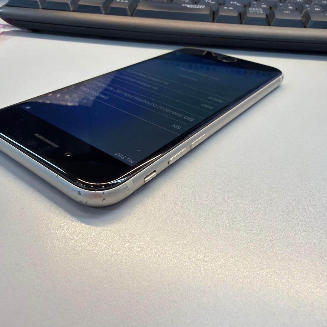 訳あり iPhone SE3 64GB スターライト 81% ホームボタンNG