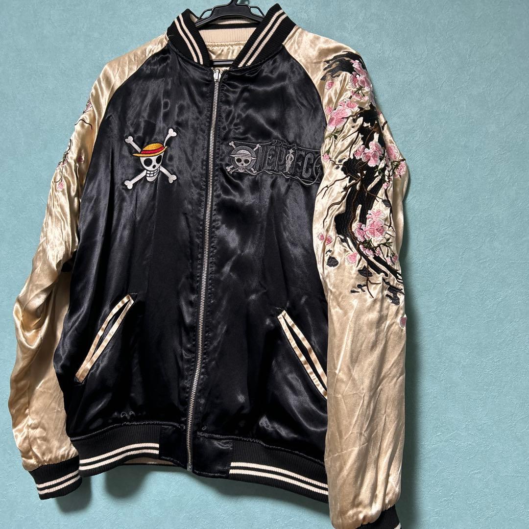 ONE PIECE スカジャン 海賊マーク刺繍　ルフィ