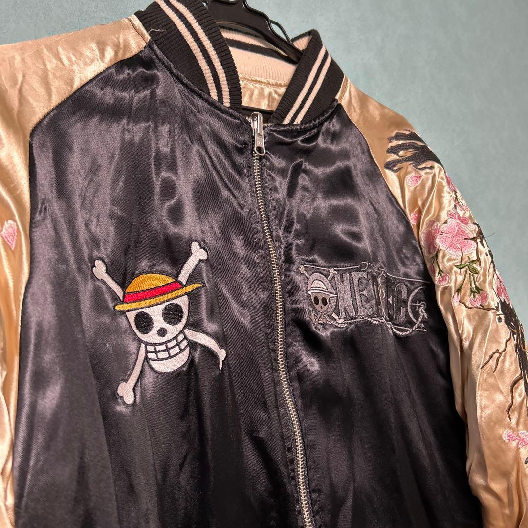 ONE PIECE スカジャン 海賊マーク刺繍　ルフィ