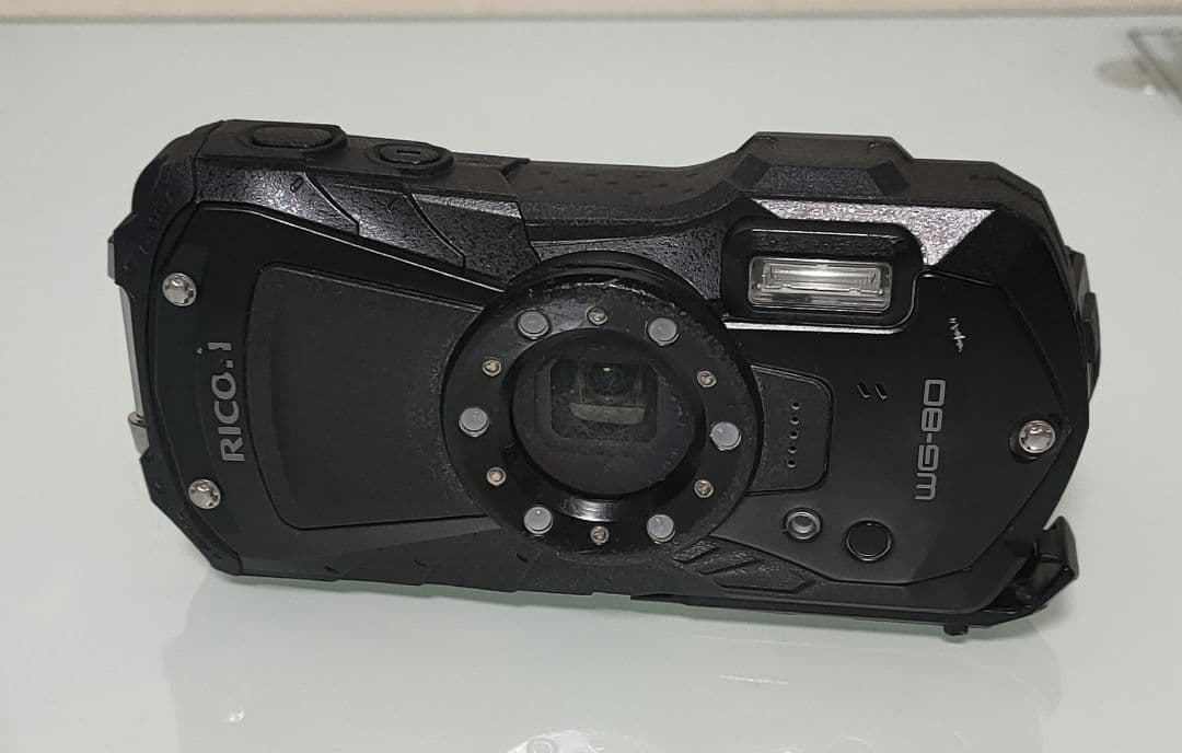 ★RICOHリコーWG-80防水・耐衝撃デジタルカメラ中古品