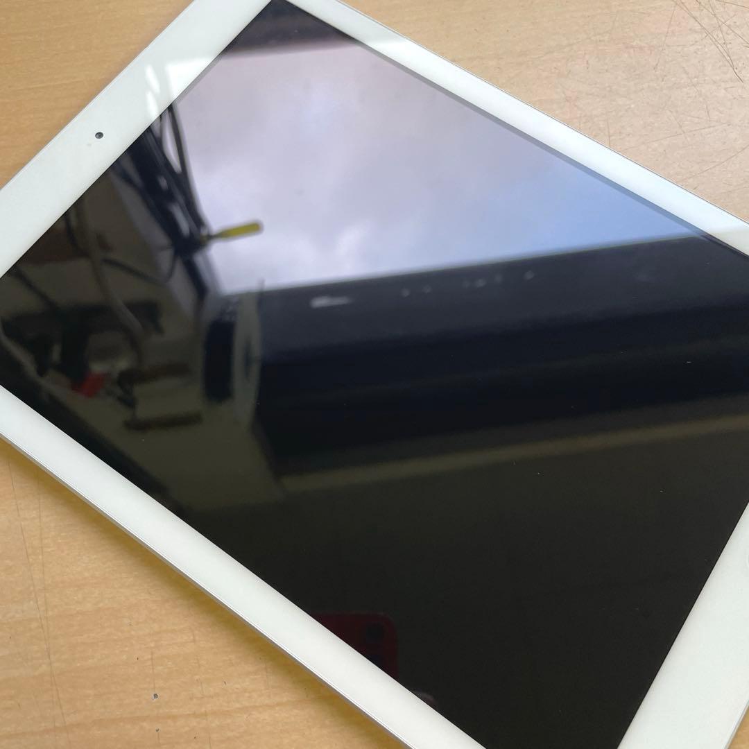iPad 第6世代　A1893　Wi-Fiモデル　シルバー　32GB 美品#5
