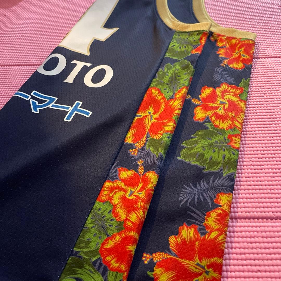 琉球ゴールデンキングスユニフォーム