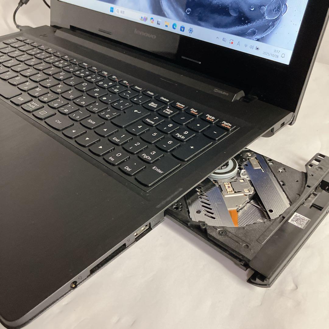 SSD搭載　Lenovo カメラDVD ノートpc　win11