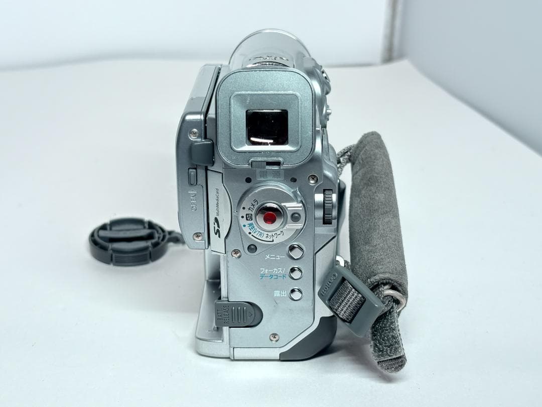 ケース付き キヤノン IXY DV M3