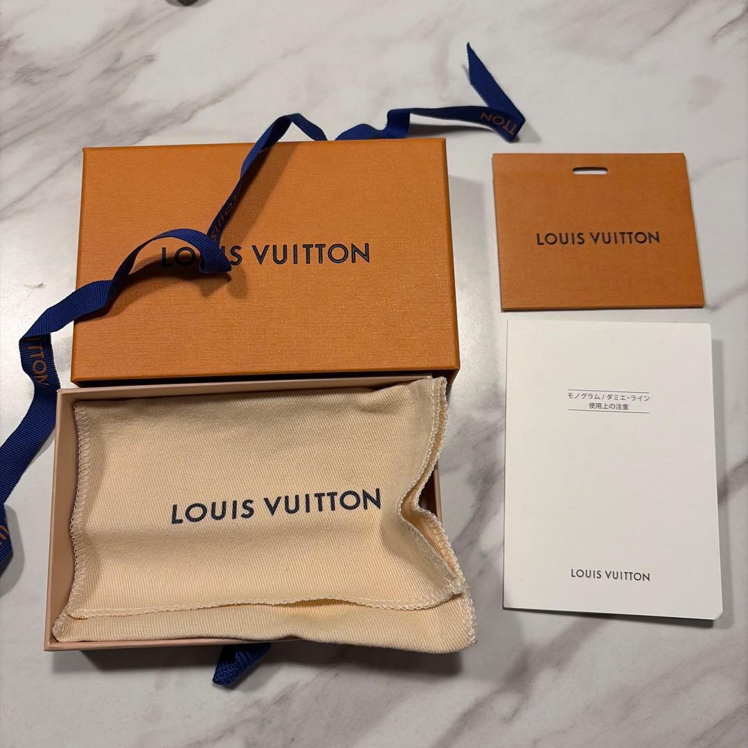 LOUIS VUITTON キーホルダードラゴンヌM61950