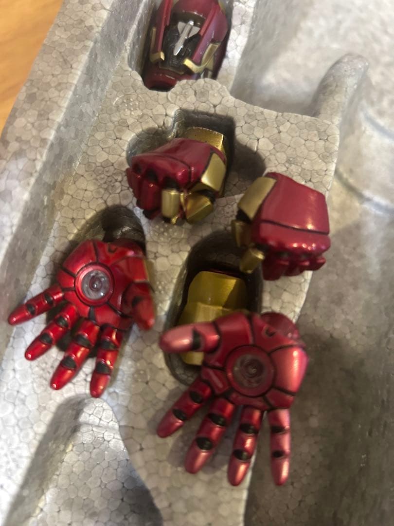 ホットトイズ　アイアンマン3 アイアンマンマーク42 オマケ付き