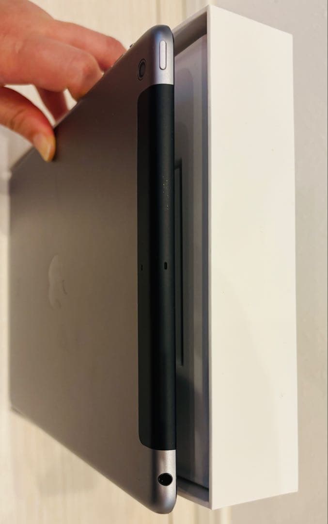 iPad Air Wi-Fiモデル 32GB MD792JA/A