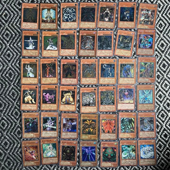 『期間限定』遊戯王カード引退品300枚以上！スーパーレア以上！