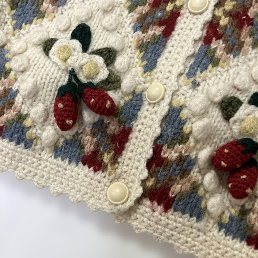 blue berry fam／いちごニット　立体ニット　レトロ　ピンクハウス