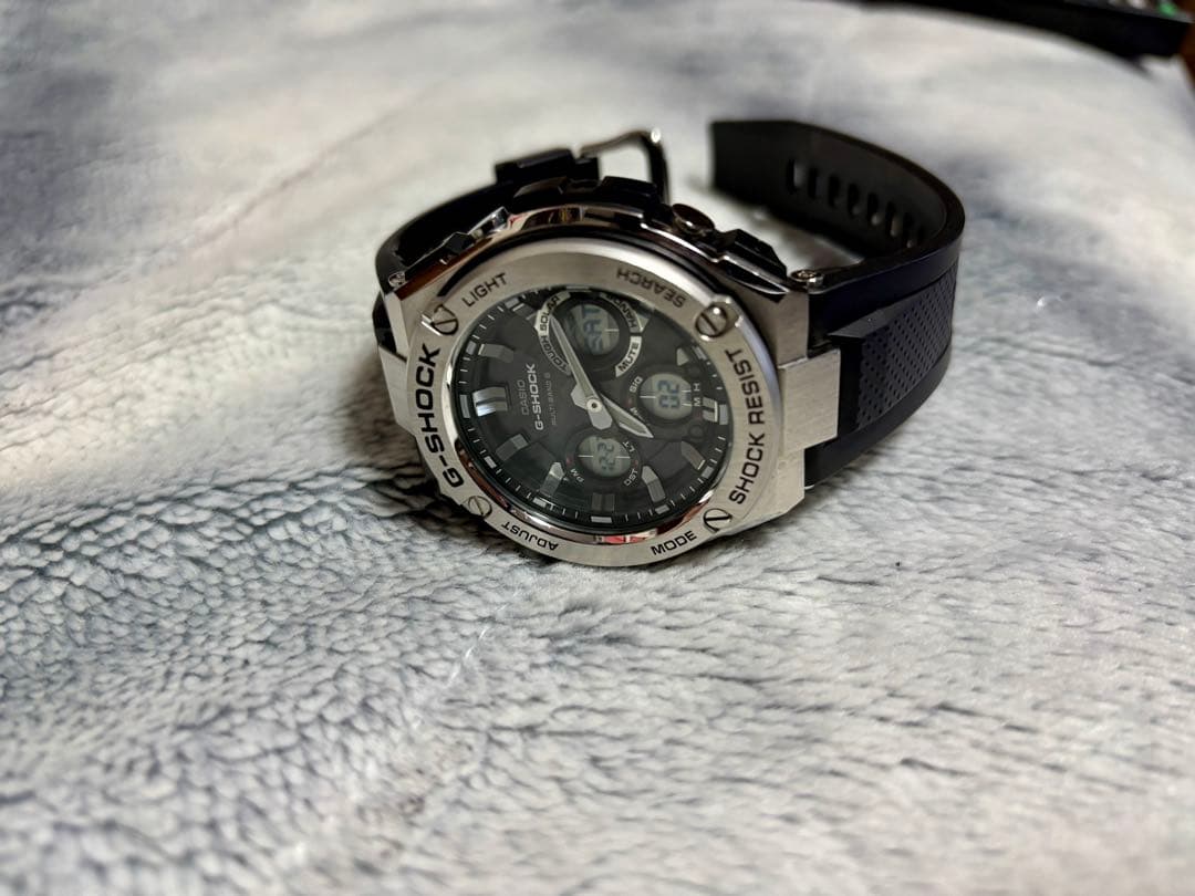 美品　CASIO GST-W110-1AJF CASIO 電波ソーラー