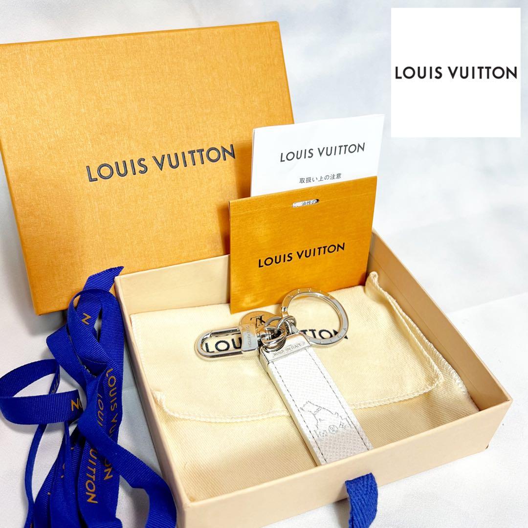 ルイヴィトン　キーホルダー　渋谷店限定　ハチ公焼印　ネオLVクラブ　M01347